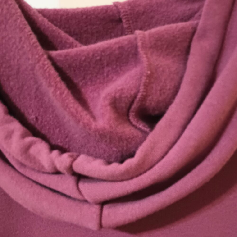 NWT ~ Victoria Secret Long Hooded Pullover Sweatshirt with Pockets  (Size:  XL) - Picture 5 of 7